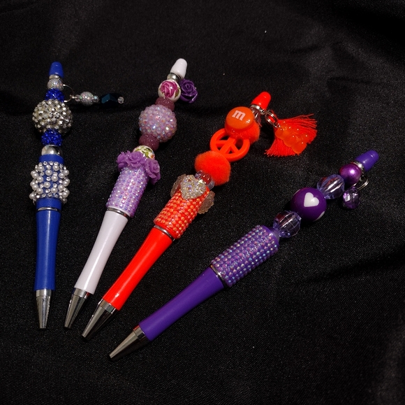 Handmade Refillable Bling Pens - Picture 7 of 8